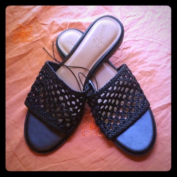 Universal Thread Shoes - universal thread sandal
